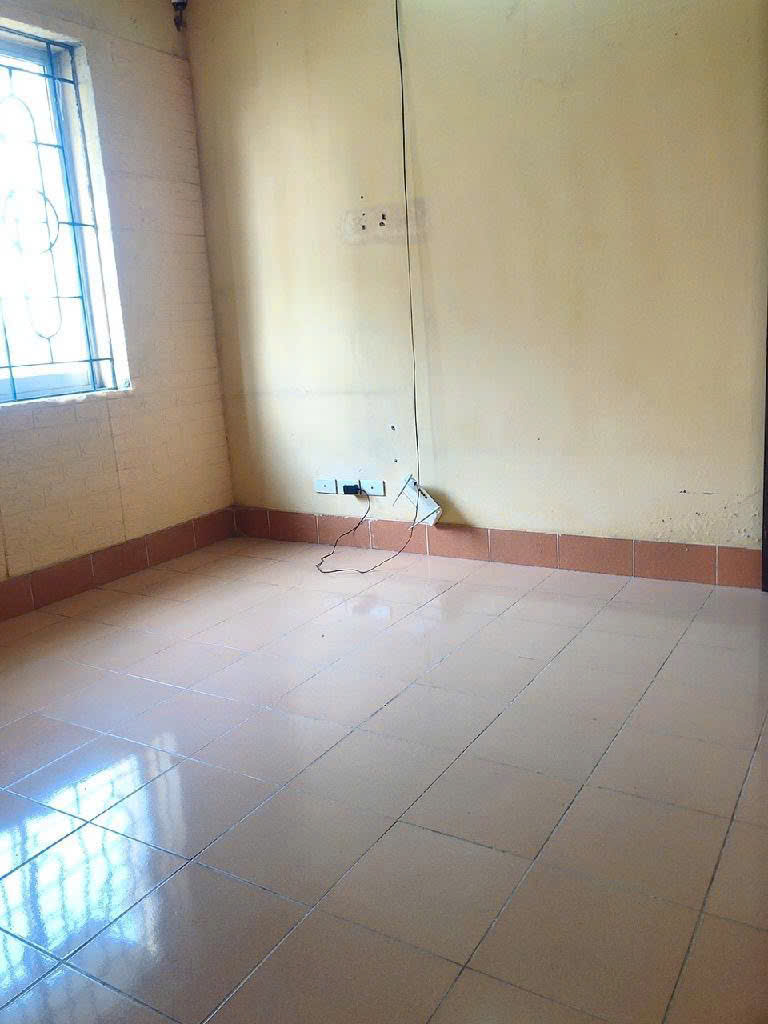 Siêu hiếm chung cư Đồng Tàu chỉ 7 Triệu, 2 ngủ, Full đồ, ưu tiên hộ gia đình thuê - Ảnh 1